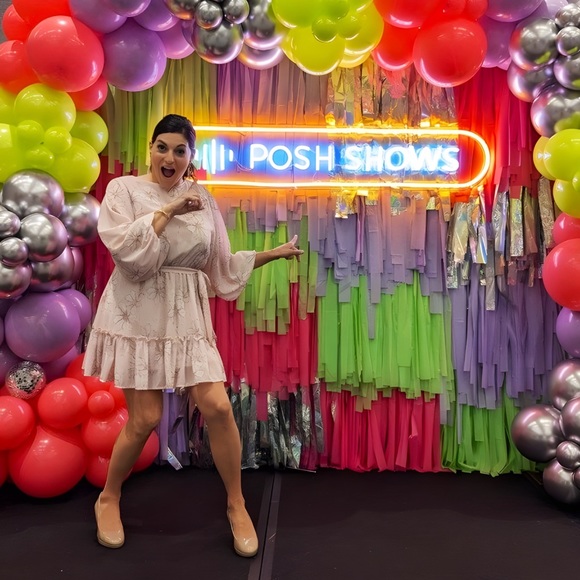 ❤️ Like to Bookmark my closet! Offers Welcome! - Picture 8 of 16